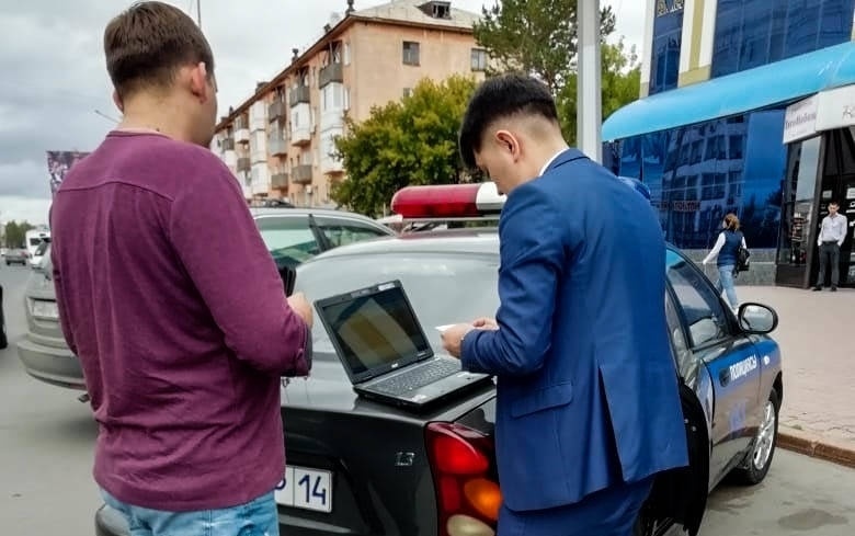 2531d2ba73a7a752a8e87dda131edcf176d900d8